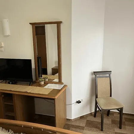M1 Szeker Csarda Es Etterem * Obarok