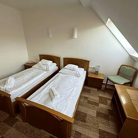 M1 Szekér Csárda és étterem Hotel