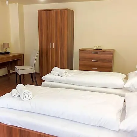 M1 Szekér Csárda és étterem Hotel *